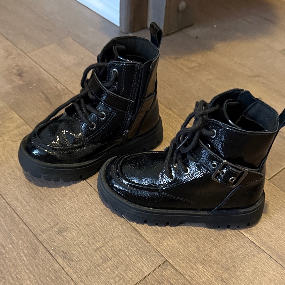 NWT kids Zara black combat boots
